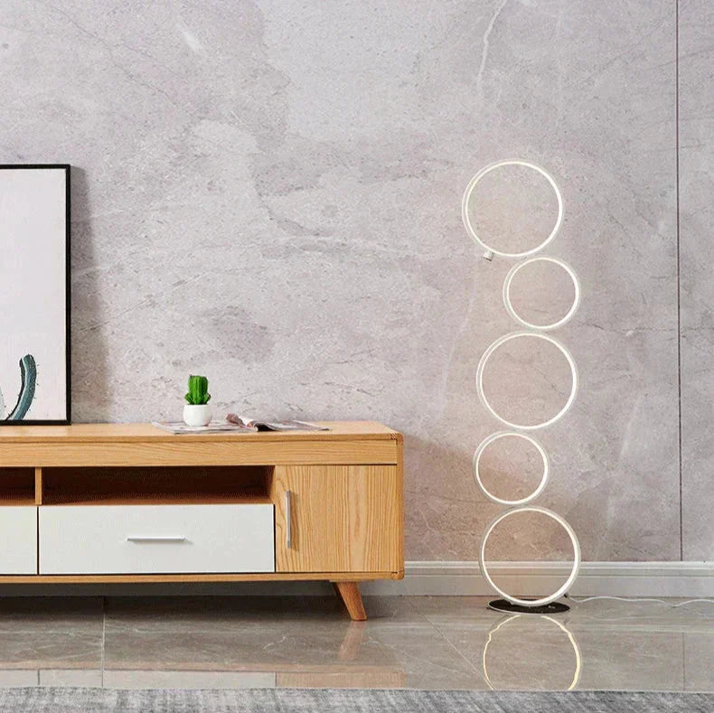 Stojací lampa Marin | Lersk