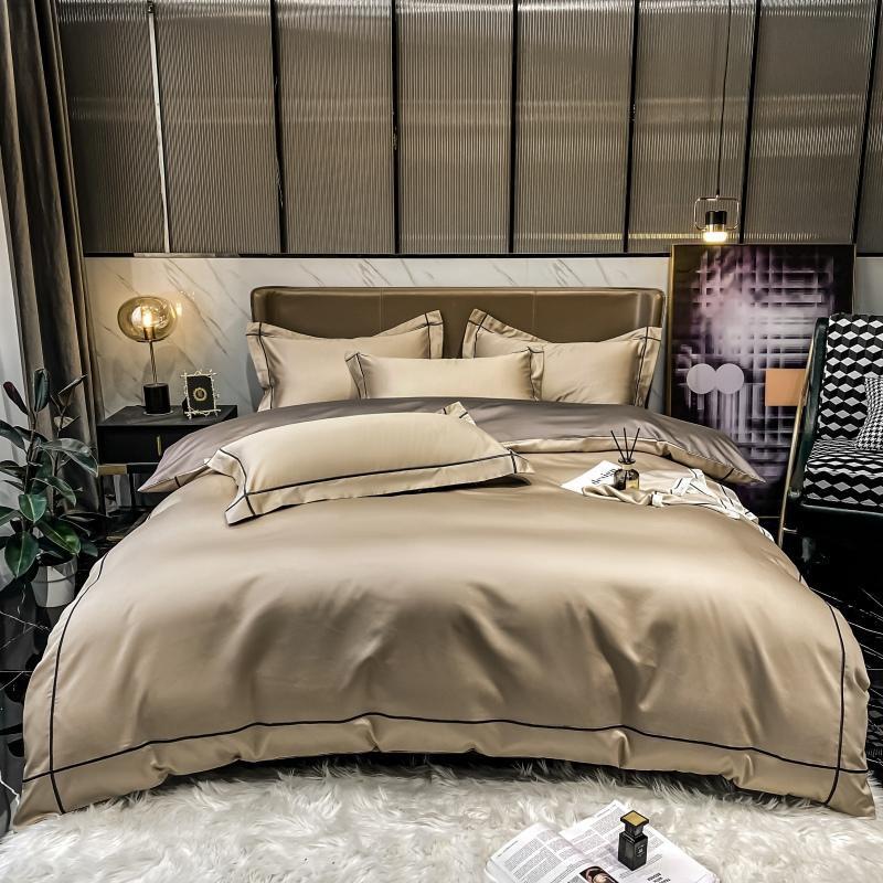 Elara Luxe Egyptian Cotton Hotel Bedding Set With Gold Trim | Lersk