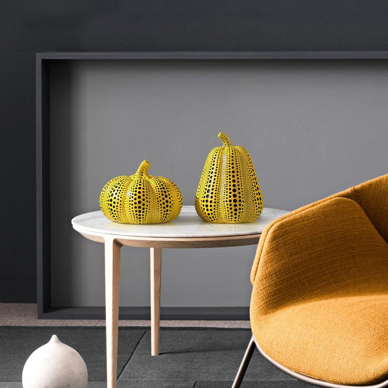 Sochy dýní ve stylu Kusama Yayoi pro elegantní domácí dekoraci a sběratelské umění – výrazný kousek | Lersk