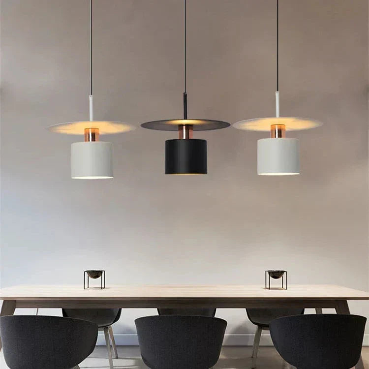 Lampada a sospensione AstraLine con design minimalista elegante | Lersk
