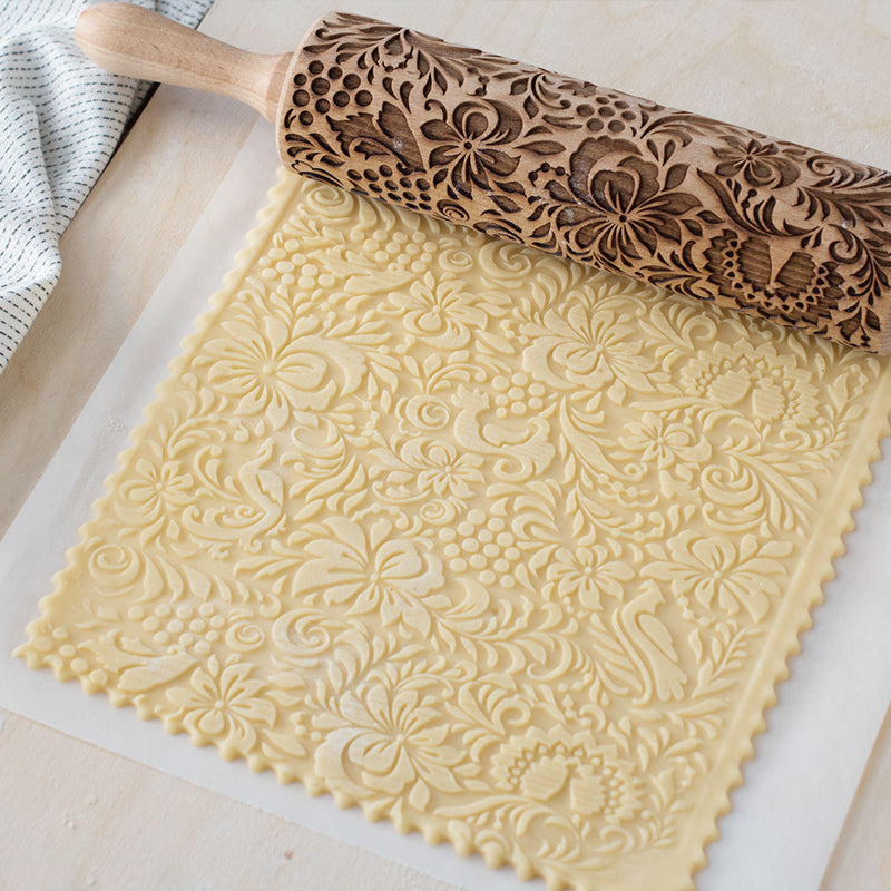 JollyRoller geprägtes Nudelholz aus Holz, handgefertigt aus Buchenholz, Gravurwerkzeug für Weihnachtsplätzchen | Lersk