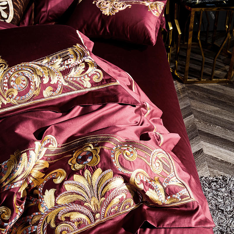 Novara | Burgundy Egyptian Cotton Embroidered Bedding Set | Lersk