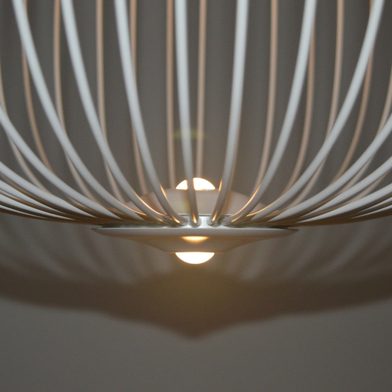 Závěsné světlo AeroSpire Spoke s kaleidoskopickým stínidlem | Spokes | Lersk