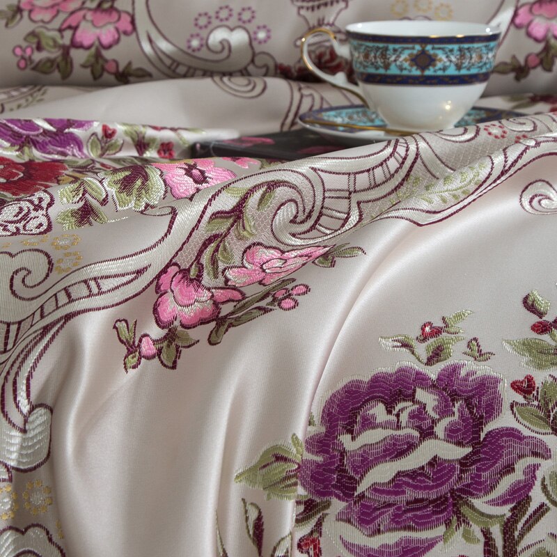 Parure de housse de couette en satin de soie Aurelia en coton argent et or | Lersk