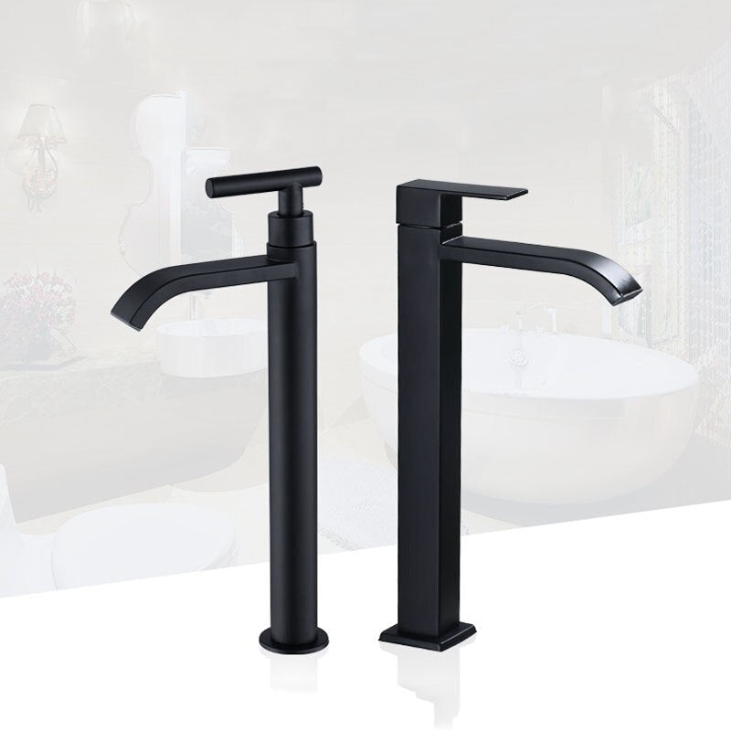 Raccords d'eau froide noir mat pour lavabo Contrôle facile du débit pour particuliers | Lersk