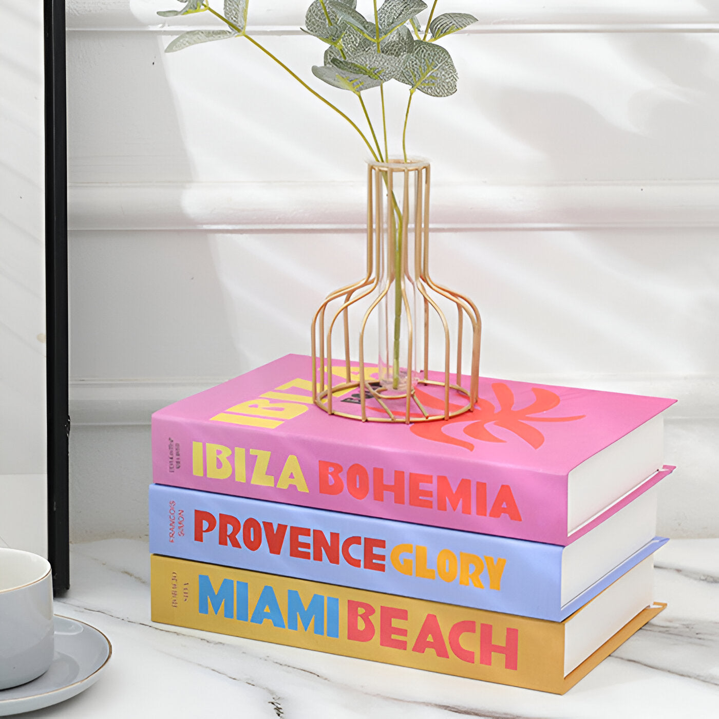 Livros Decorativos ChicFaux para Mesas de Centro e Decoração, Livros Elegantes para Exposição em Casa | Lersk
