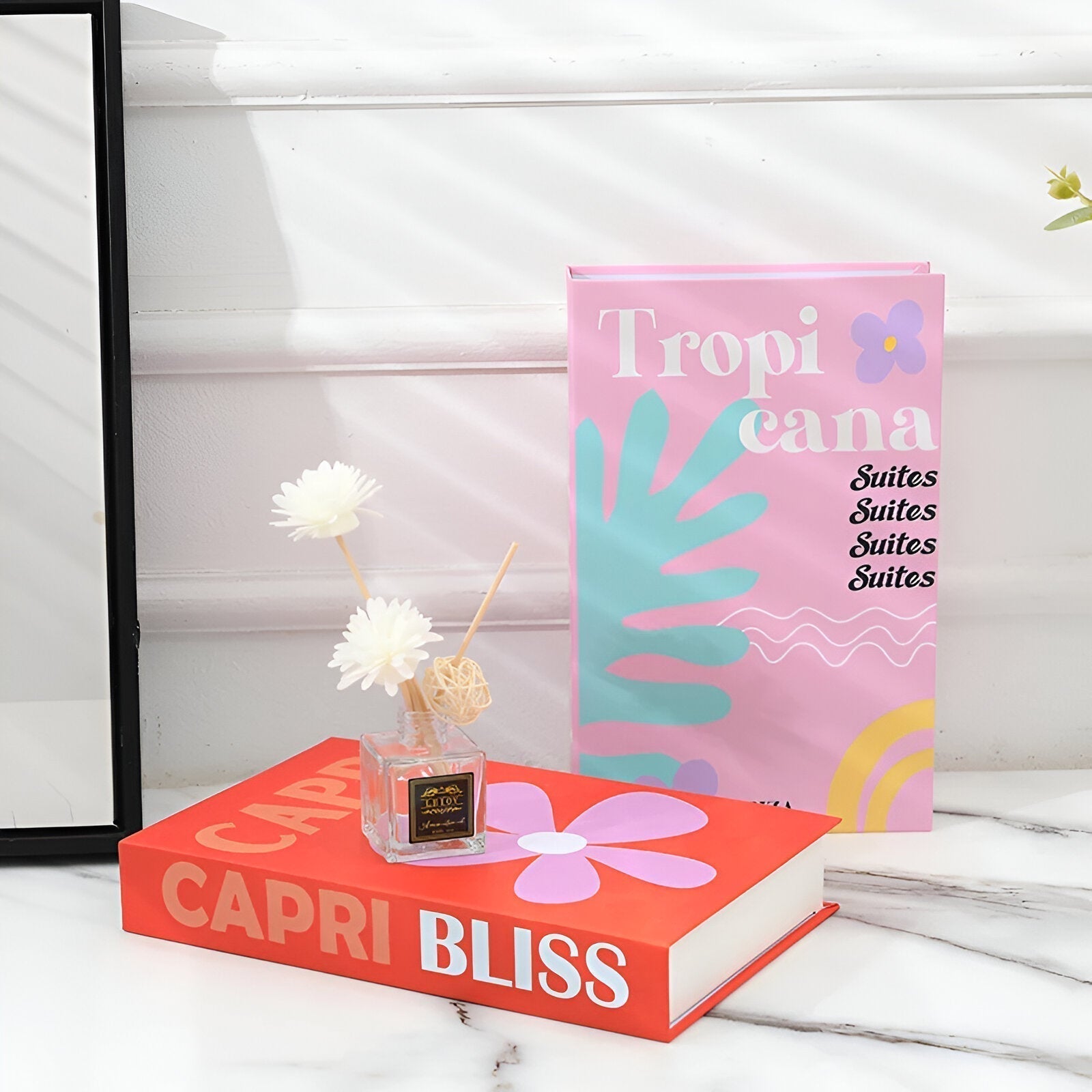 Livros Decorativos ChicFaux para Mesas de Centro e Decoração, Livros Elegantes para Exposição em Casa | Lersk