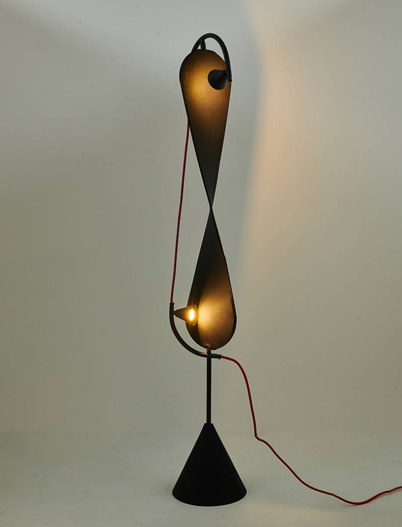 Modern Artistic Floor Lamp In Black Sculptural Form | Lersk