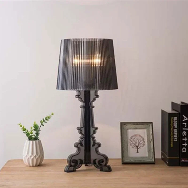 Stolní lampa Bourgie s luxusním moderním designem pro jakýkoli interiér vašeho domova | Lersk