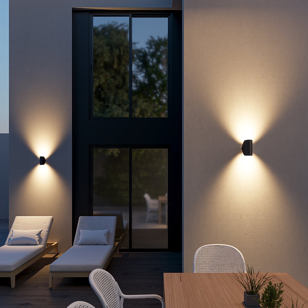SolaraEdge Outdoor LED Wall Light with Warm Ambient Glow | Lersk
