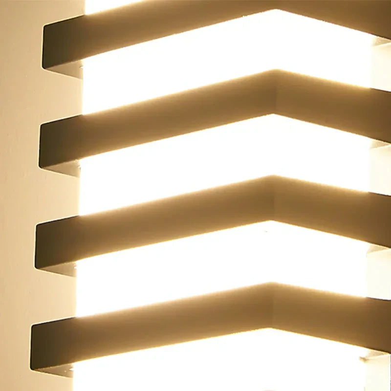 Lampada Moderna in Alluminio ApexLume per Interni Eleganti Oggi | Lersk