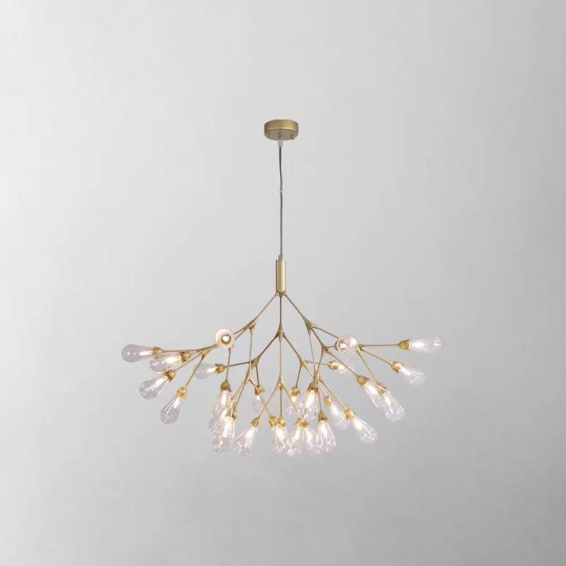 Lustre moderne en branche dorée, luminaire de plafond contemporain pour salons et salles à manger | Lersk