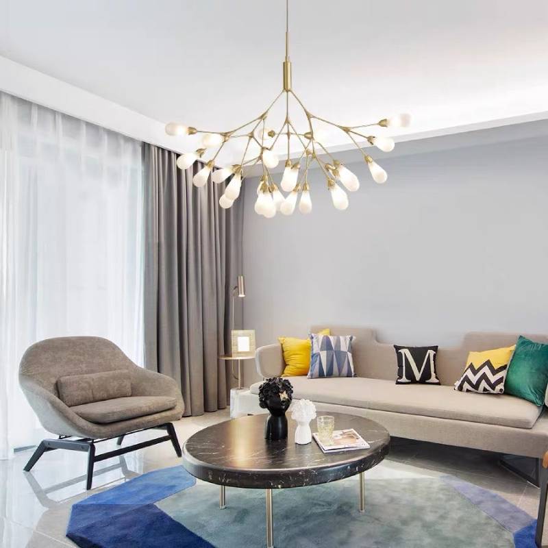 Lustre moderne en branche dorée, luminaire de plafond contemporain pour salons et salles à manger | Lersk