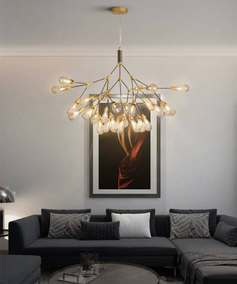Lustre moderne en branche dorée, luminaire de plafond contemporain pour salons et salles à manger | Lersk