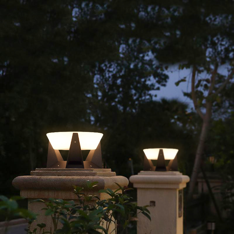AeroGlow Elegant Waterproof Solar Outdoor Landscape Light | Lersk