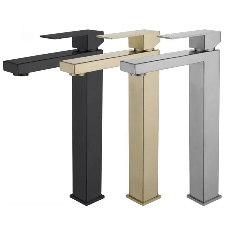 Astraea Modern Bathroom Faucet With Single-Handle Design | Lersk
