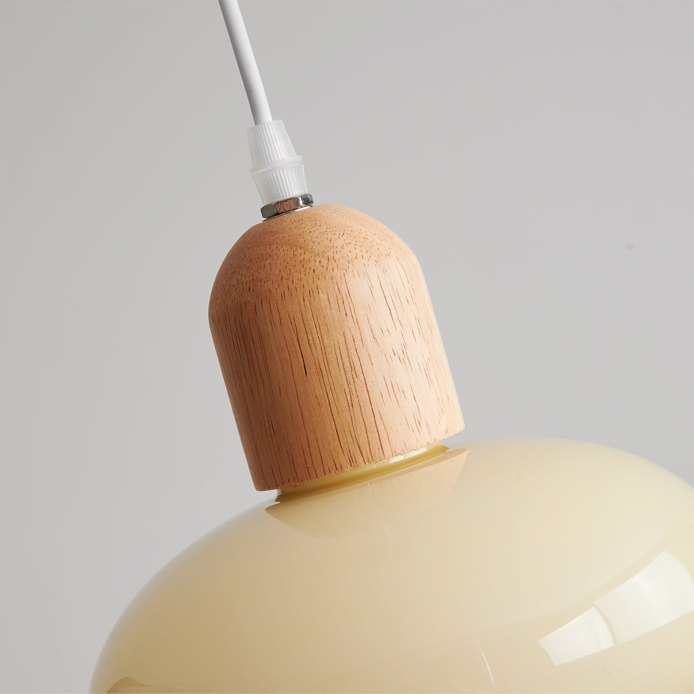Závěsná skleněná lampa Mellow pro jídelní prostor | Lersk
