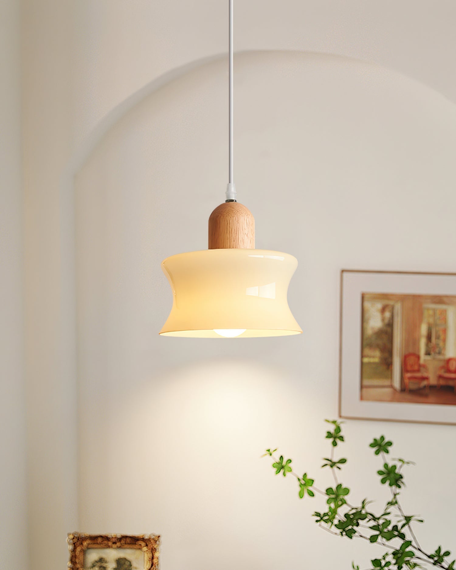 Závěsná skleněná lampa Mellow pro jídelní prostor | Lersk