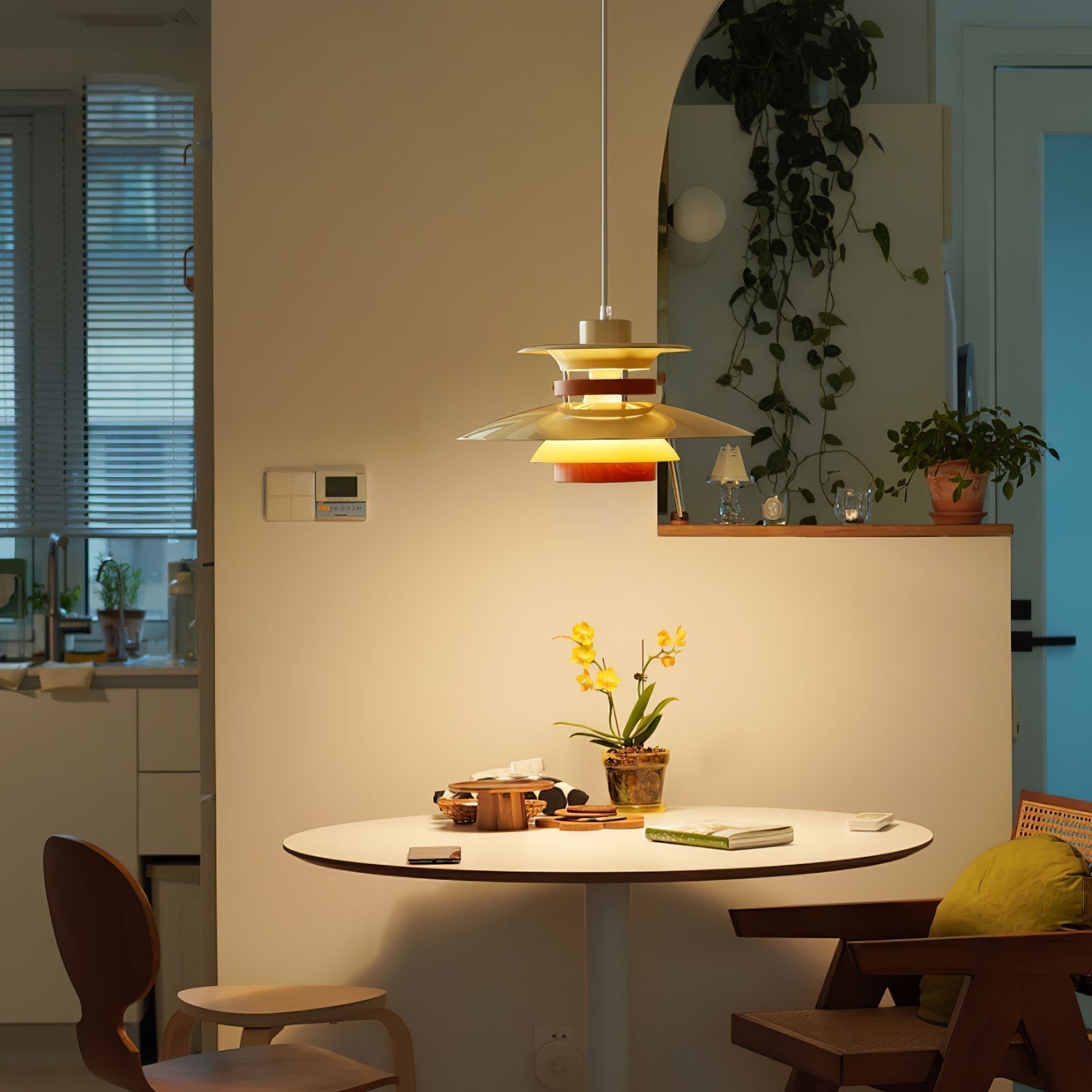 Aurellon | Elegant Pendant Lamp For Timeless Interiors | Lersk