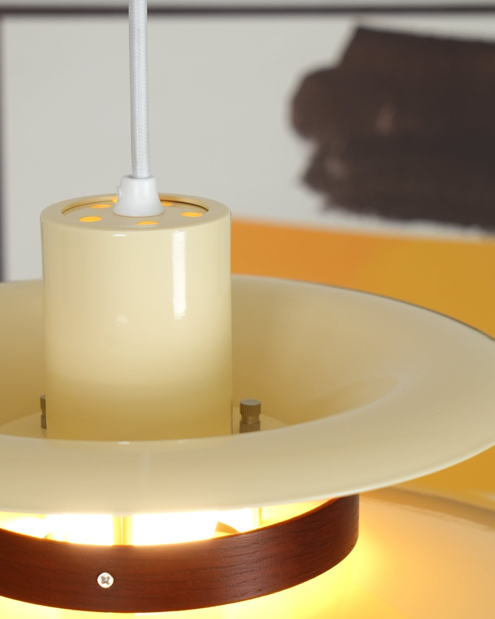 Aurellon | Elegant Pendant Lamp For Timeless Interiors | Lersk