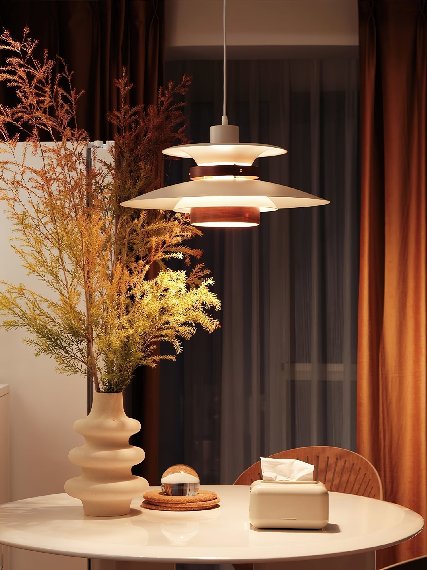 Aurellon | Elegant Pendant Lamp For Timeless Interiors | Lersk