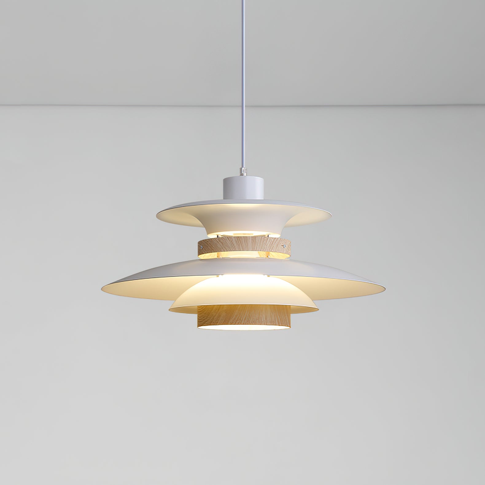 Aurellon | Elegant Pendant Lamp For Timeless Interiors | Lersk
