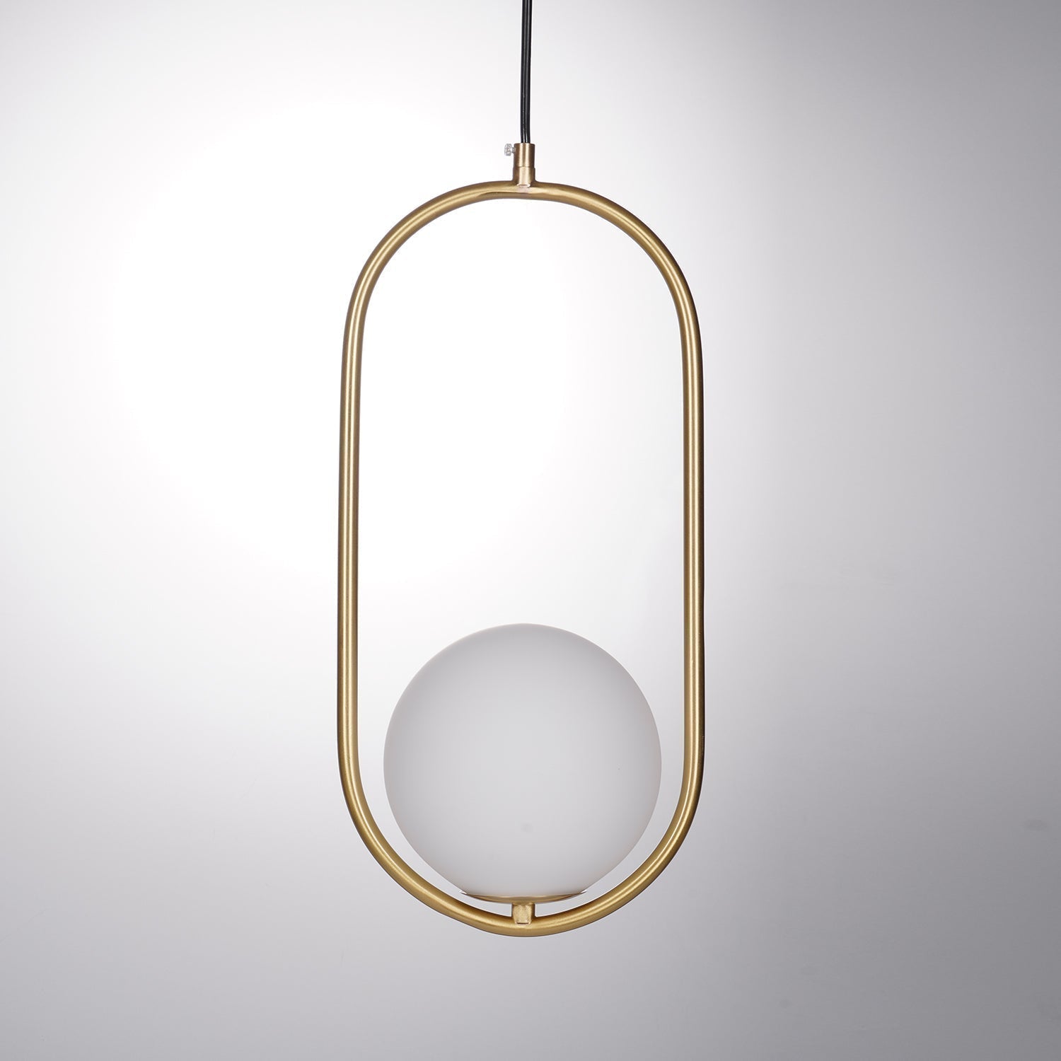 Lampada a sospensione moderna Lyra con design minimal elegante | Lersk