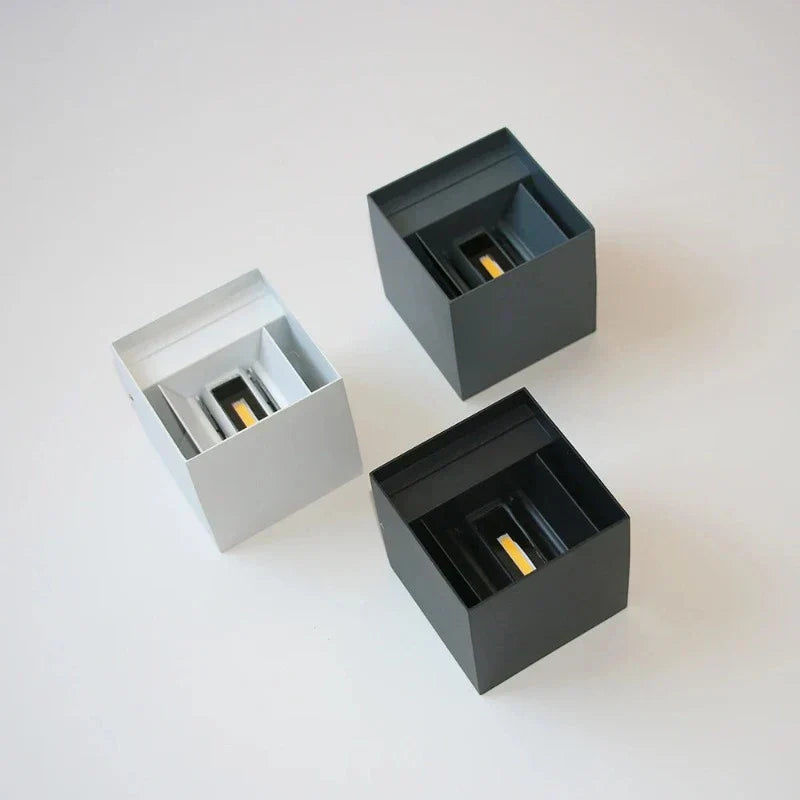 NovaLume Outdoor Wall Light Elegant Exterior Lighting | Lersk