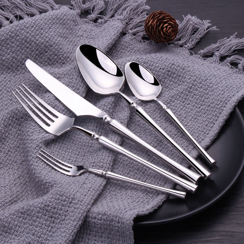 Aurea Flatware Set - Elegant Everyday Kitchen Cutlery | Lersk