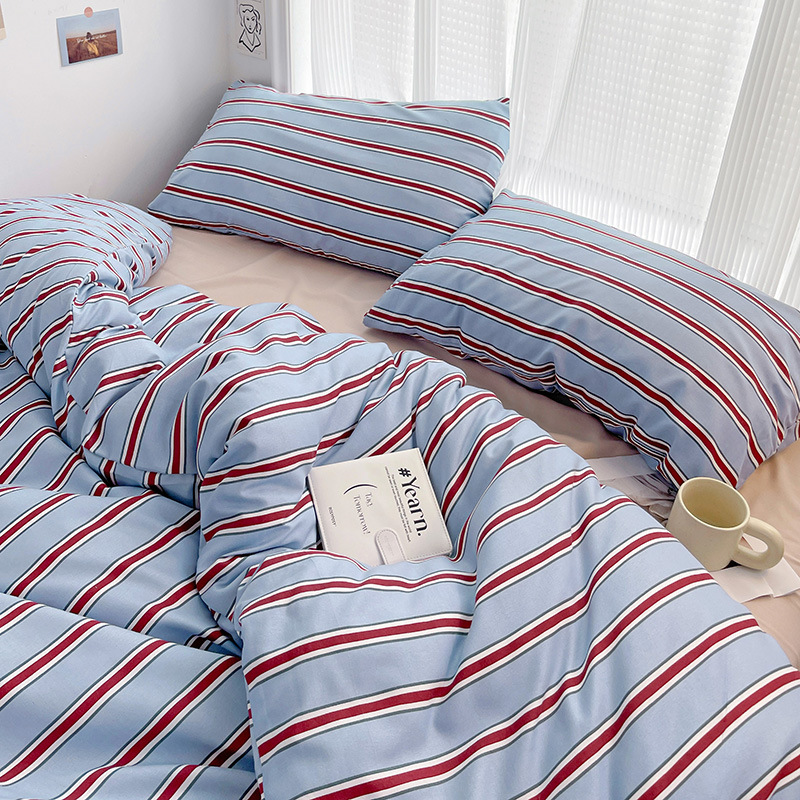 Sylvory Stripe Bedding Set in Sage White for a Cozy Minimalist Bedroom | Lersk