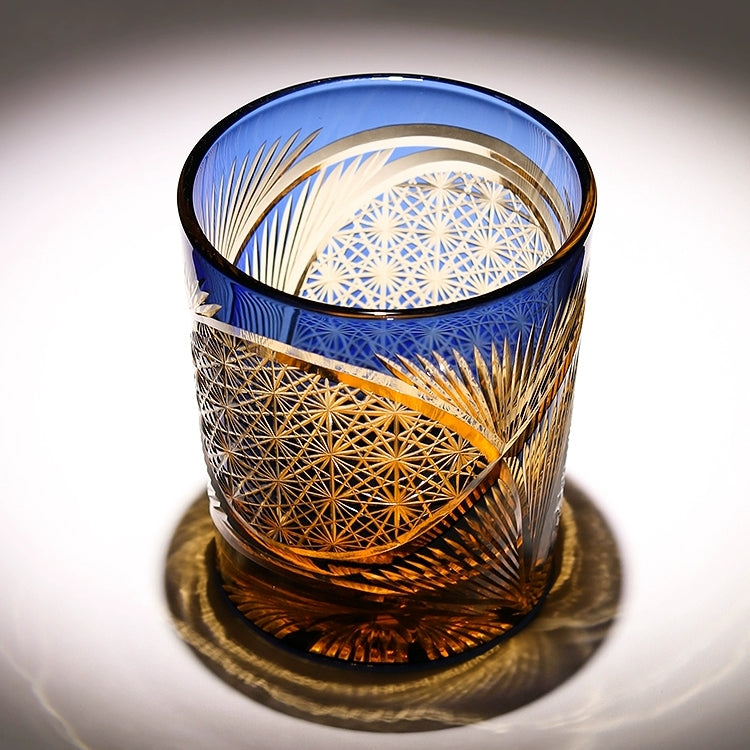 MiyuCraft | Ręcznie wykonana szklanka do whisky z piórem żurawia w drewnianym pudełku | Lersk