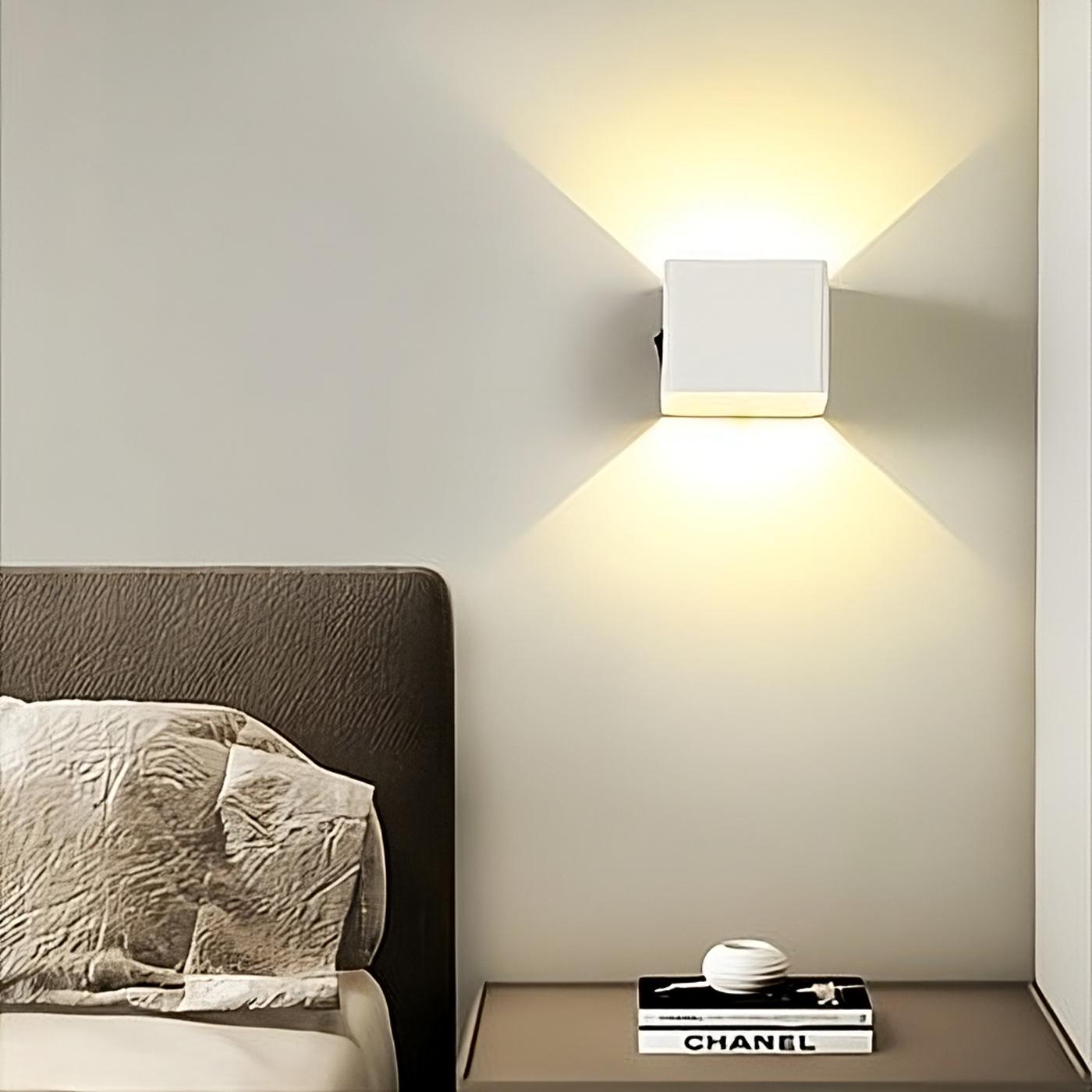 CubeLamp nástěnná lampa s pohybovým senzorem bezdotyková pro rušné domácnosti | Lersk