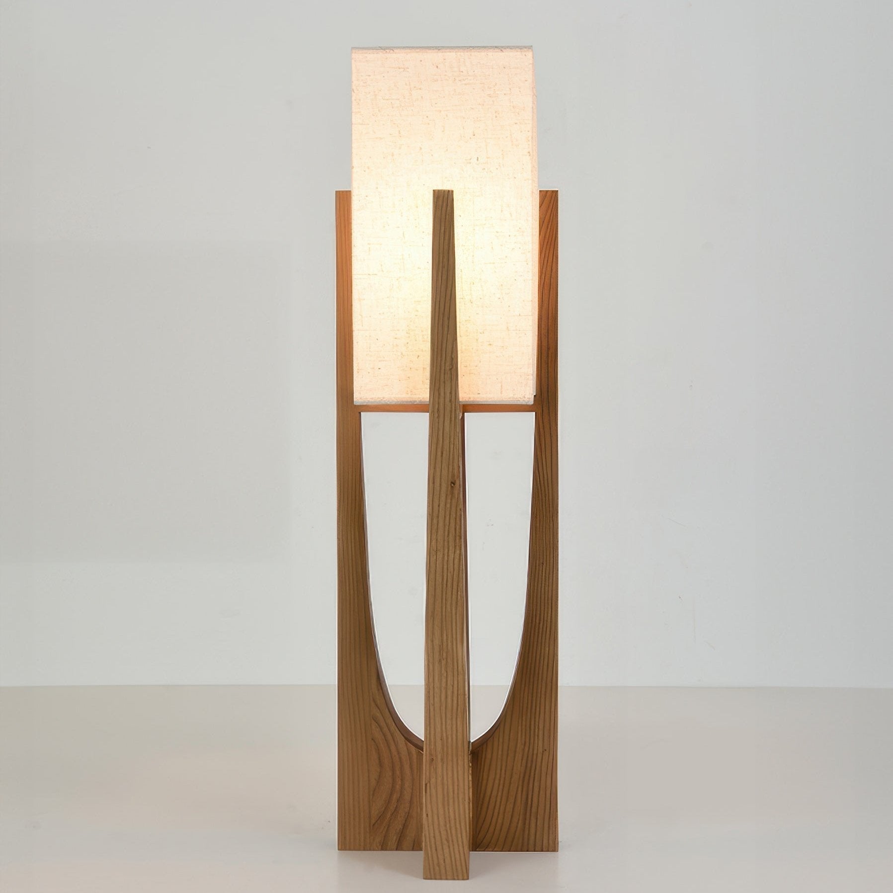 Lampa podłogowa Kumo z orzecha włoskiego, minimalistyczne stojące światło z litego drewna | Lersk