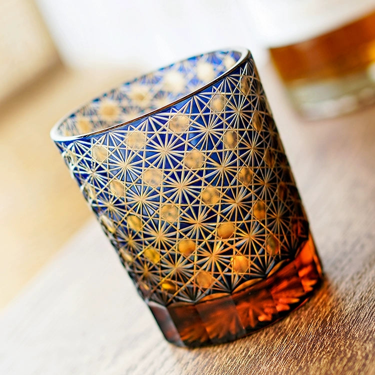Miyara | Handgefertigte Bernstein-Whiskygläser mit Stern-Chrysanthemen-Design und Holzkiste | Lersk