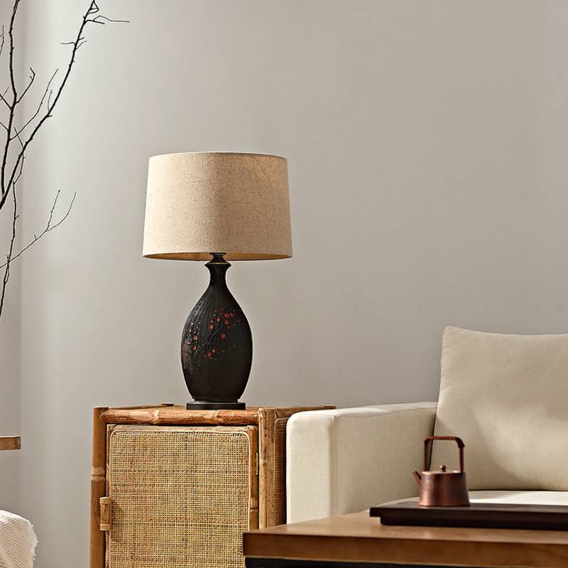 Keramická stolní lampa s lněným stínidlem pro teplé ambientní osvětlení obývacího pokoje | Lersk