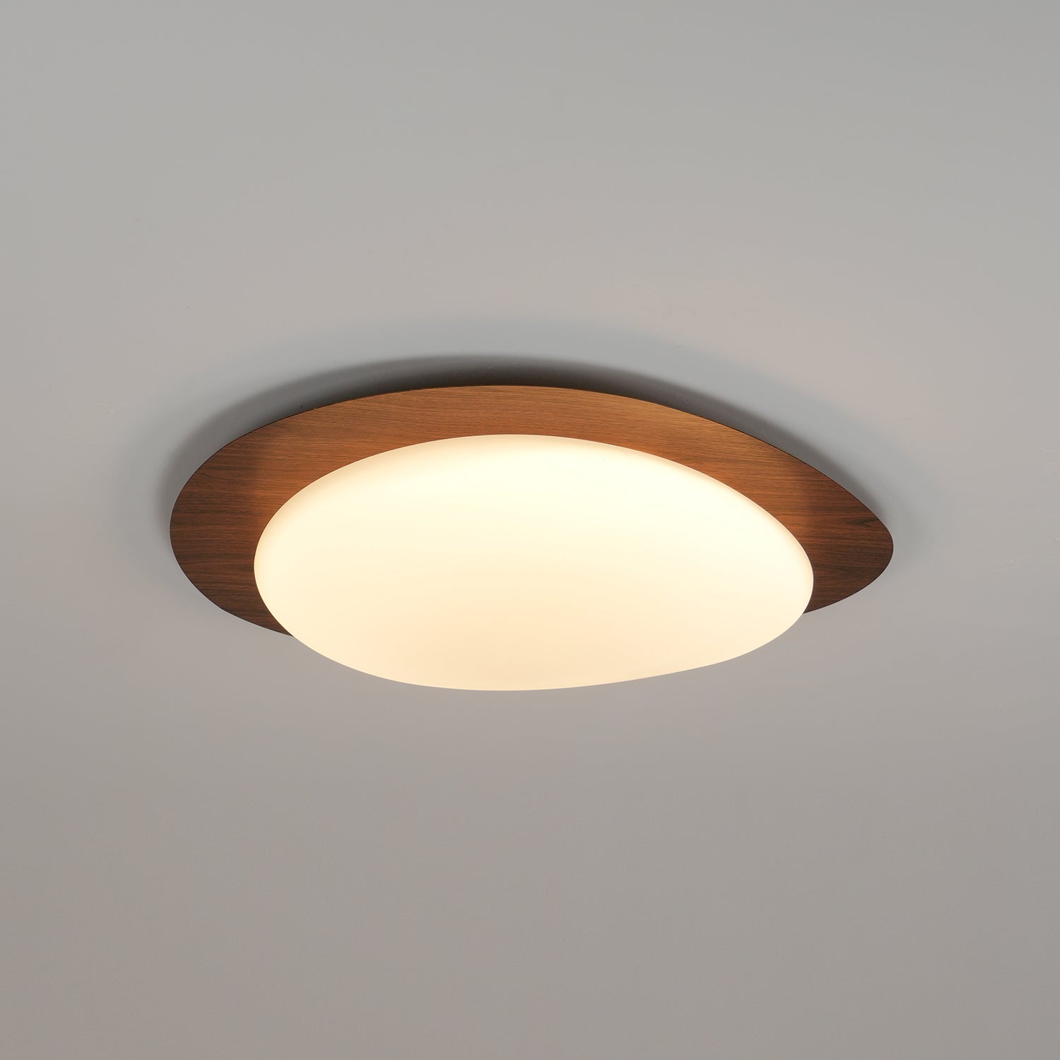 Luz de Teto NexaRipple Walnut Pebble com Brilho Quente | Lersk