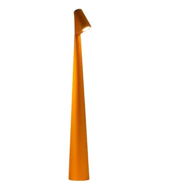 LumiFlex Cordless Table Lamp With Adjustable Brightness | Lersk