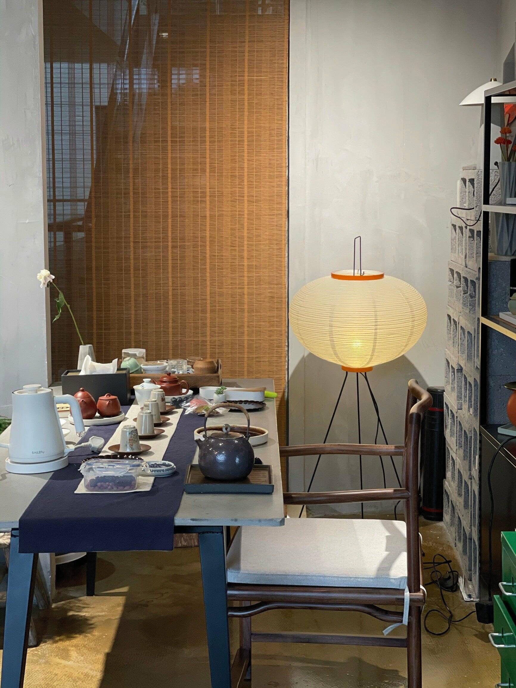Kaze Rice Paper Floor Lamp - Japanese-Inspired Ambient Glow | Lersk