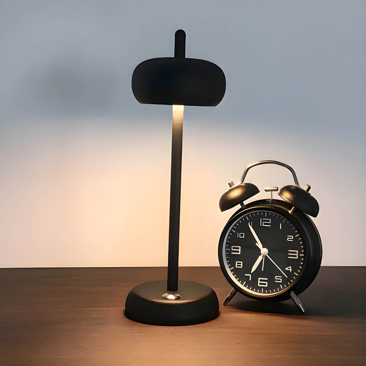 NexaLite Stolní lampa, moderní, elegantní a současný lesk
