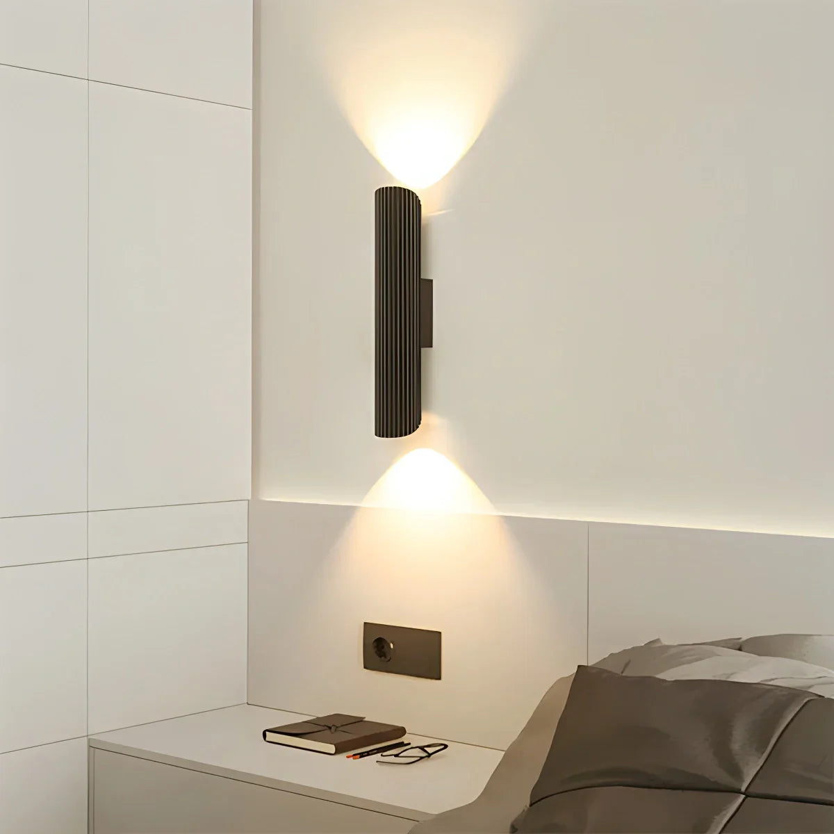 Lámpara de pared con columna romana para sala de estar | Lersk