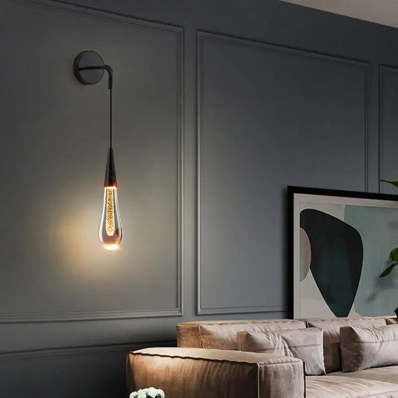 Lampada da parete Lyra Crystal Drops | Un bagliore domestico senza tempo | Lersk