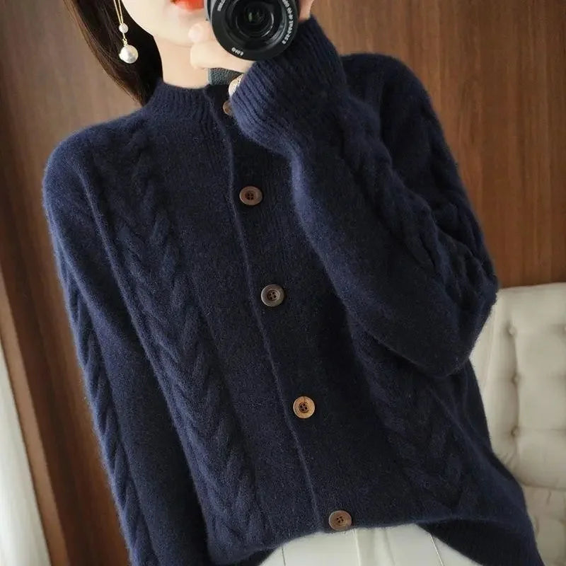 Chic Knit Cardigan | Lersk