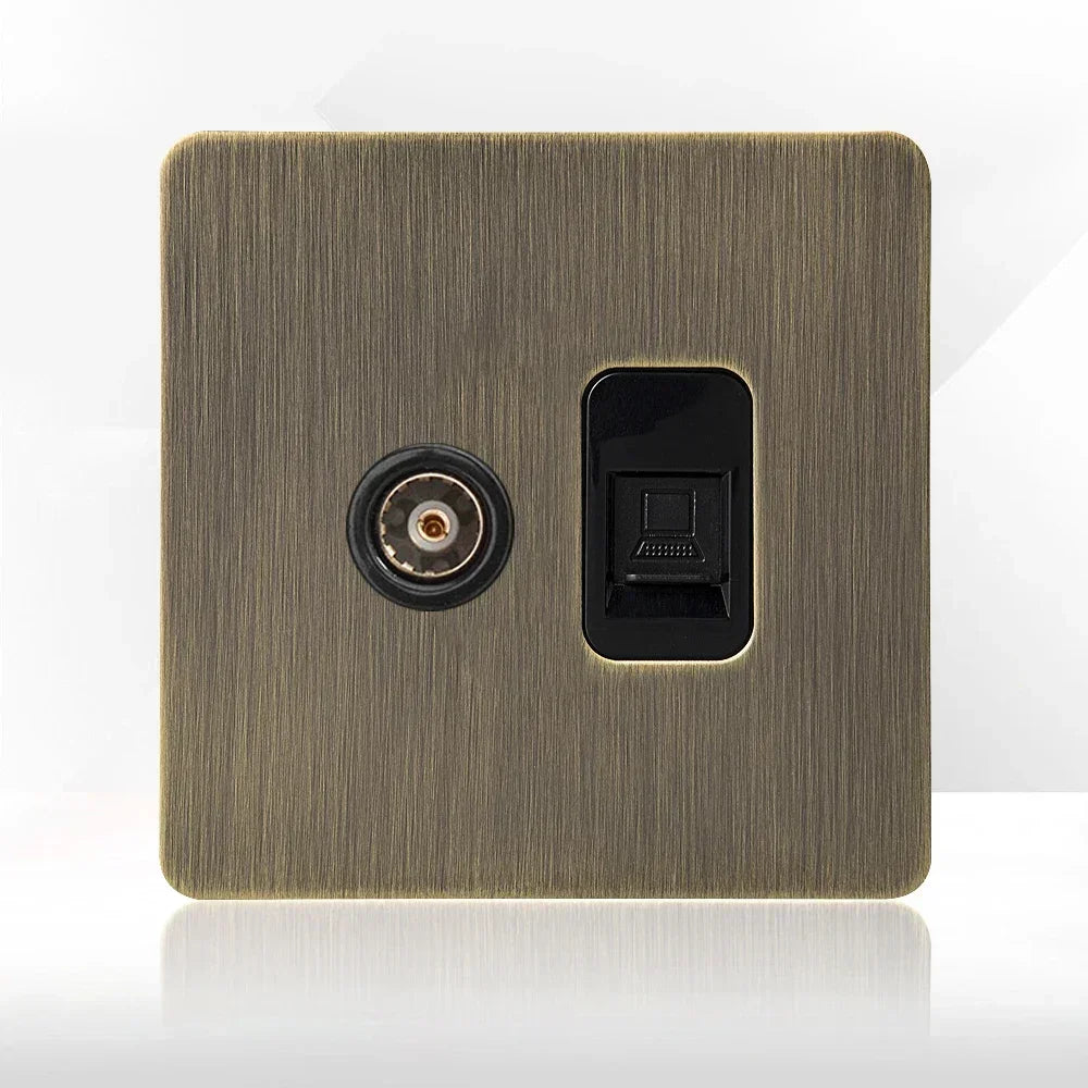 Priză de perete metalică retro cu întrerupător și port USB pentru încărcare | Lersk