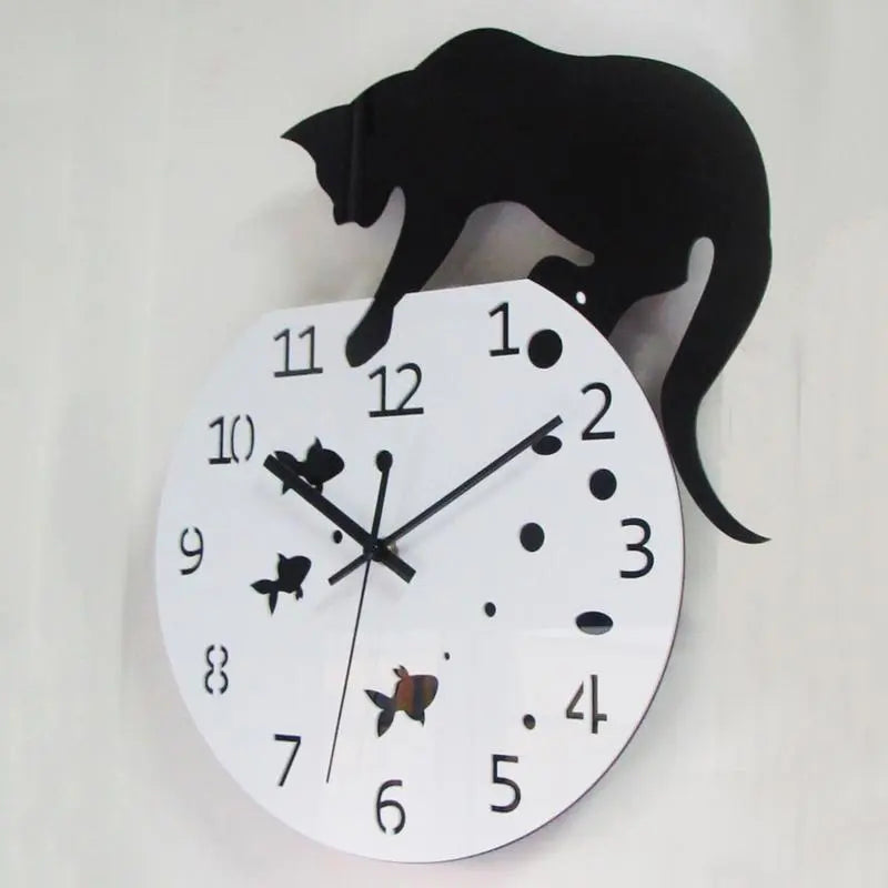 WhiskerGlow Round Wall Clock with Cat Motif for Home Decor | Lersk