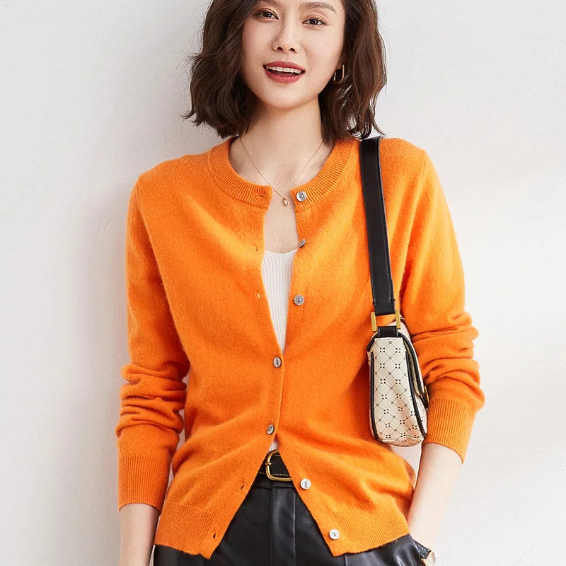 Lyria Cashmere Cardigan Soft Knit for Spring and Autumn | Lersk