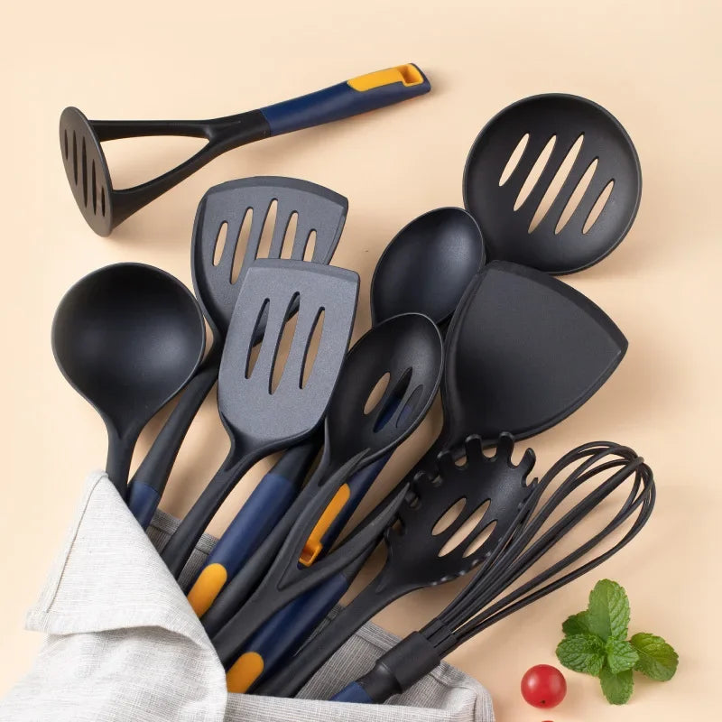 Set di 11 utensili antiaderenti per cucina NuvoChef | Lersk