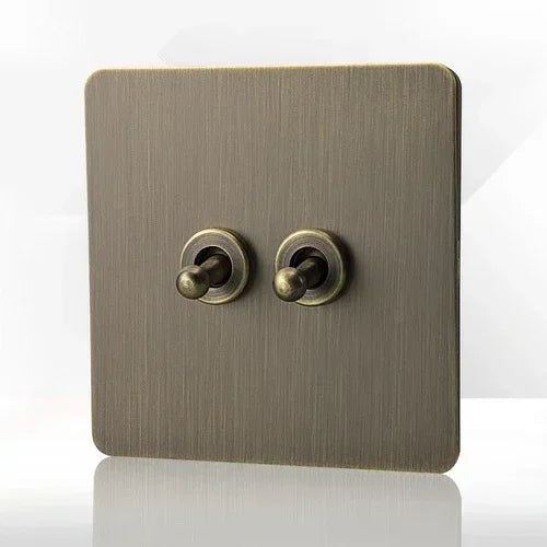 Priză de perete metalică retro cu întrerupător și port USB pentru încărcare | Lersk