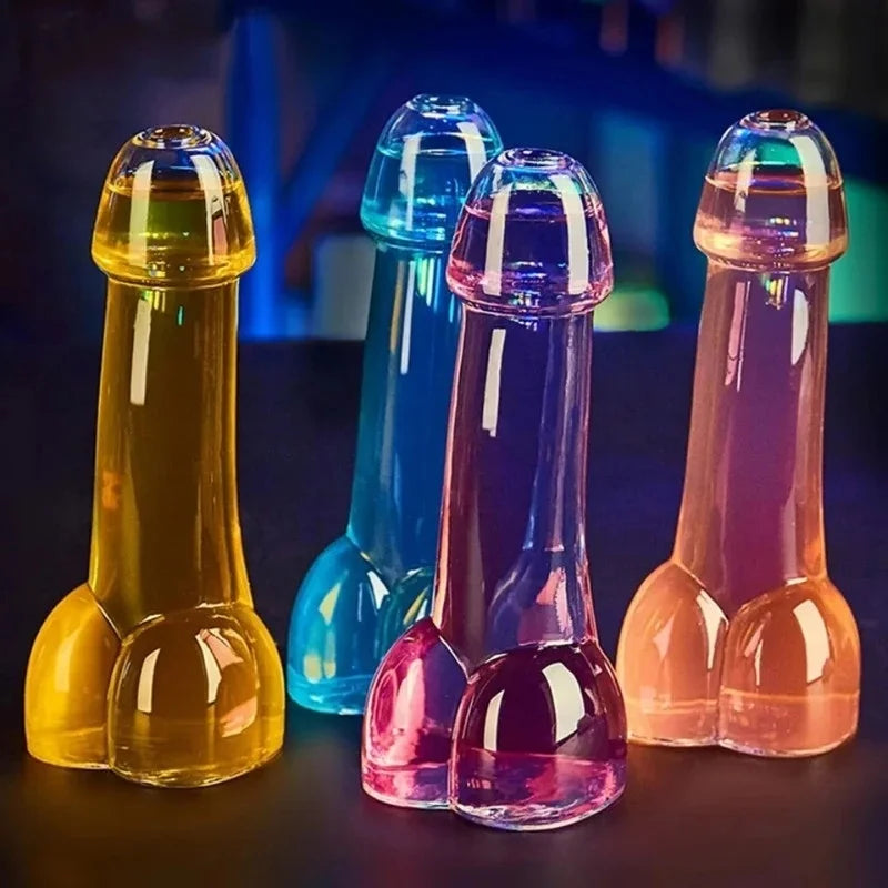 Playful Curve Decanter Centerpiece For Wine Service And Elegant Tableside Entertaining | Lersk