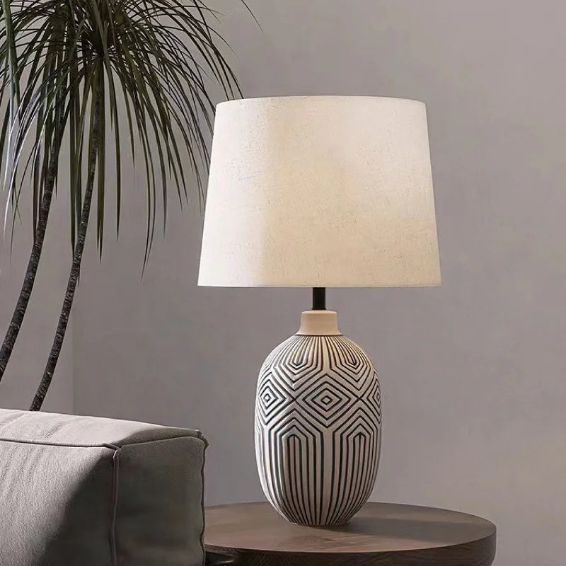Harlow Antique Ceramic Table Lamp | Lersk