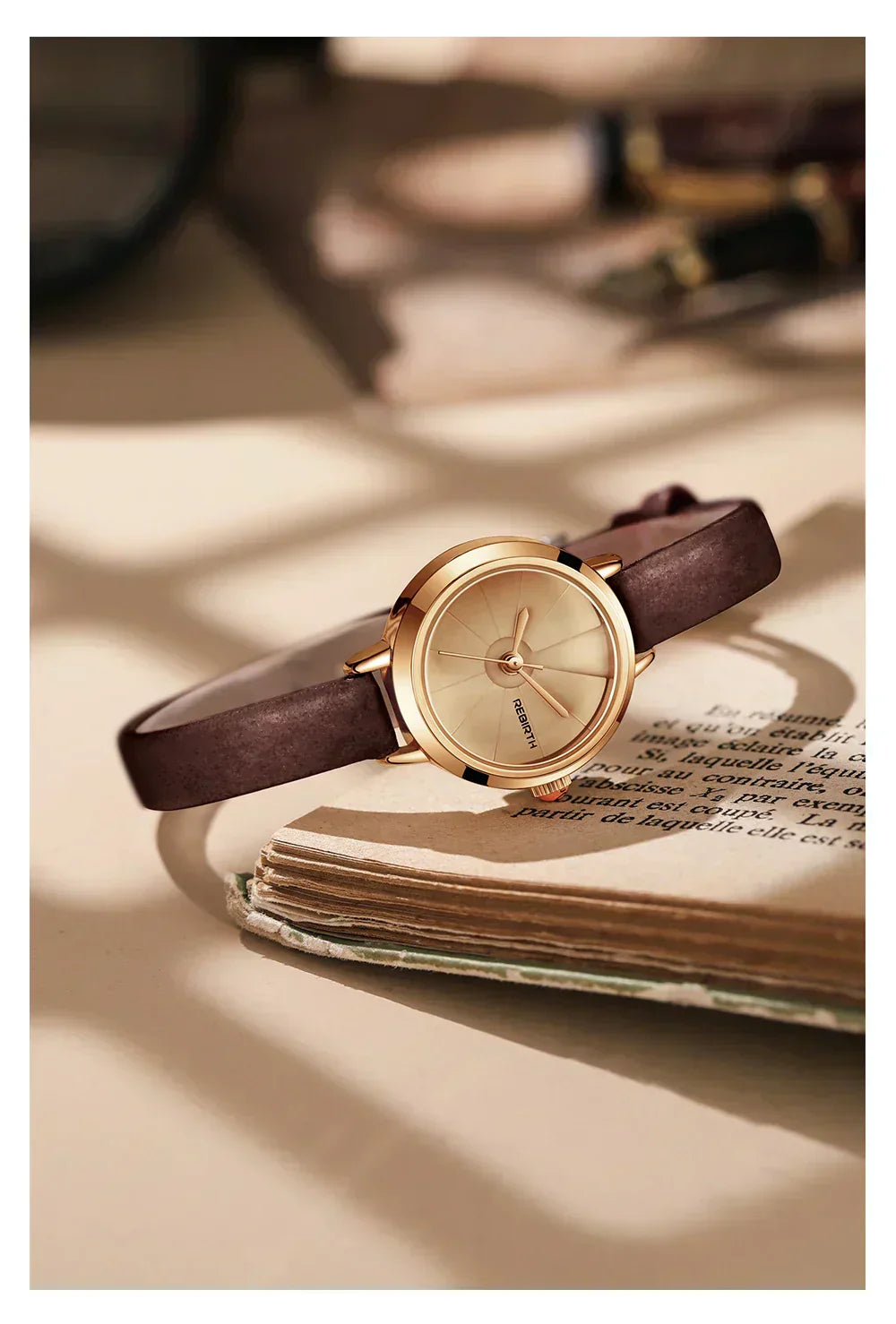 Vintage Mini Leather Timepiece for Women | Lersk